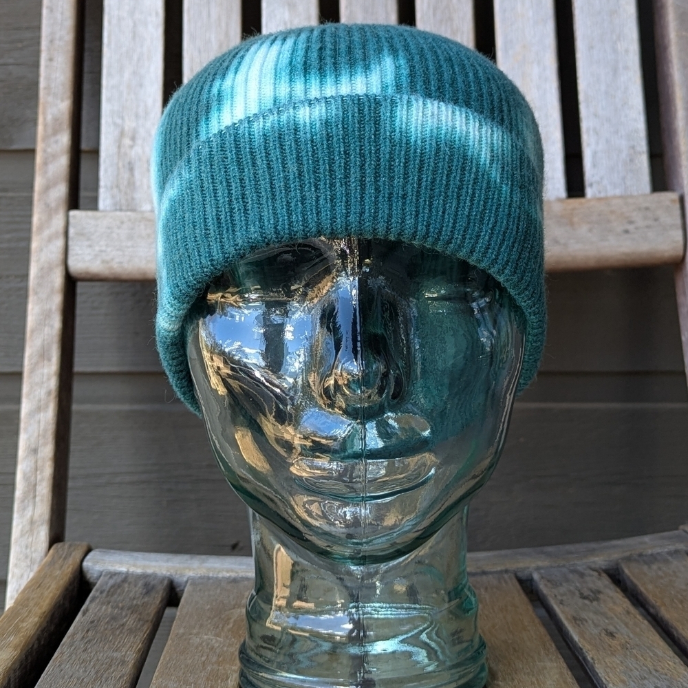 Green Tie Dye Stretch Ribbed Knit Beanie Toque Watch Cap Hat